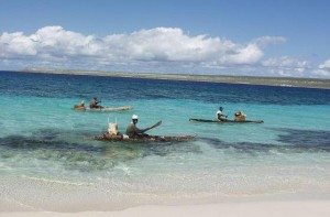 Motion - Pêcheurs sur la plage du Môle Saint Nicolas